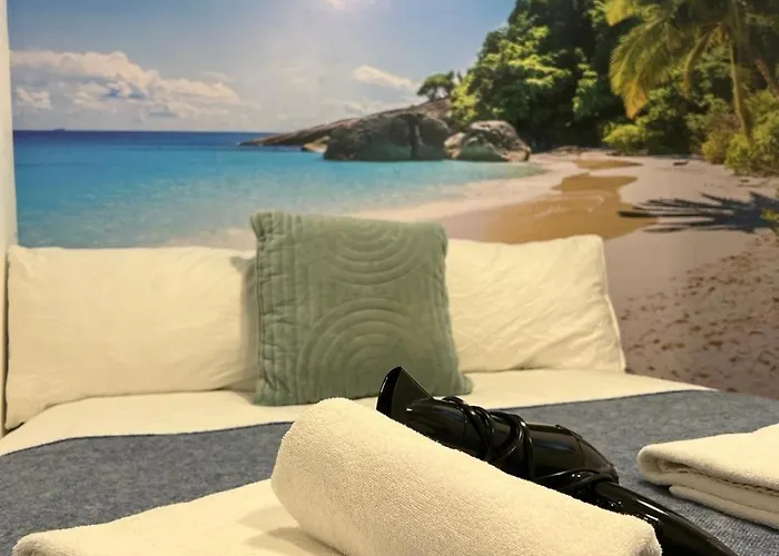 Comfy Private Bedrooms Near Euston, Central London