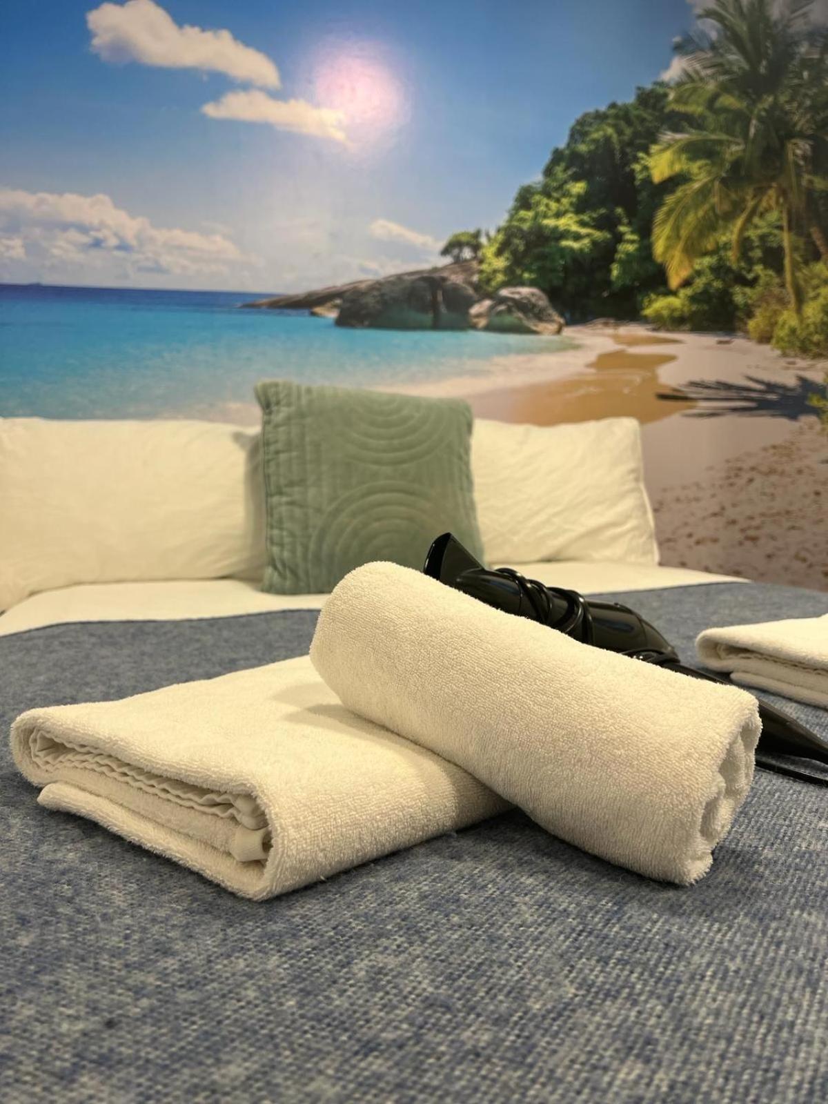 Homestay Comfy Private Bedrooms Near Euston, London
